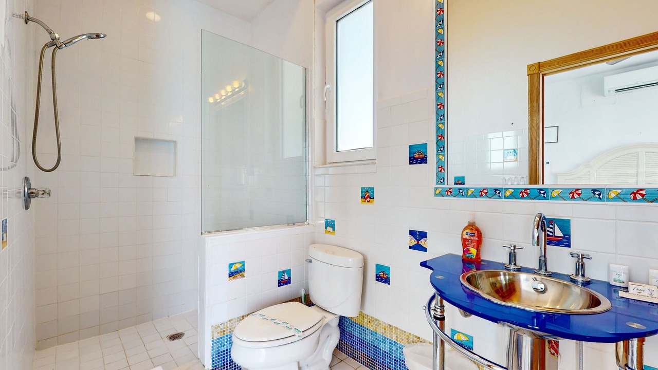 Photo of Bathroom in Marineland Acres