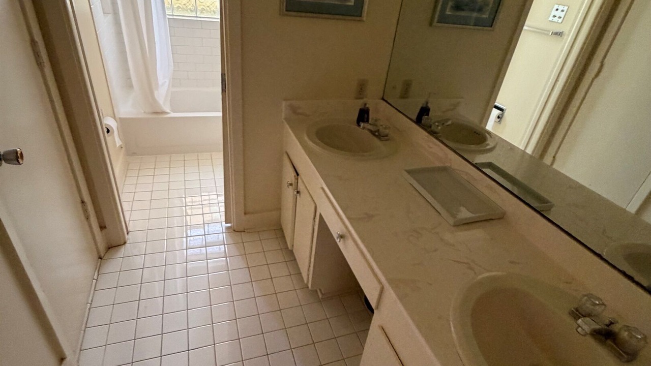 Photo of Bathroom in Tougaloo