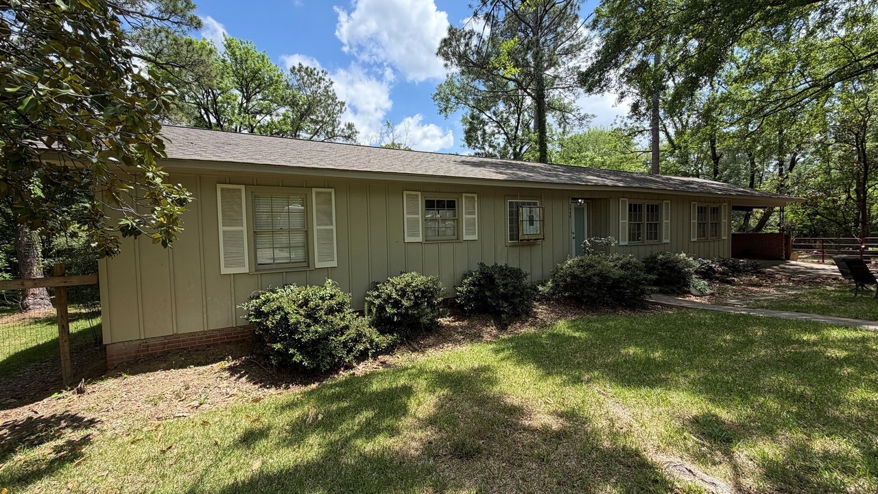 Photo of Outdoor in Tougaloo
