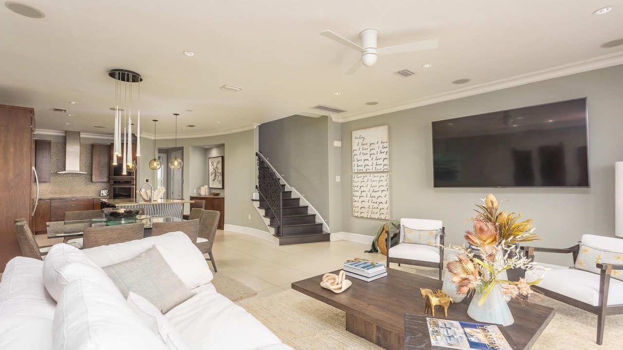 Photo of Livingroom in White Sands Cottages