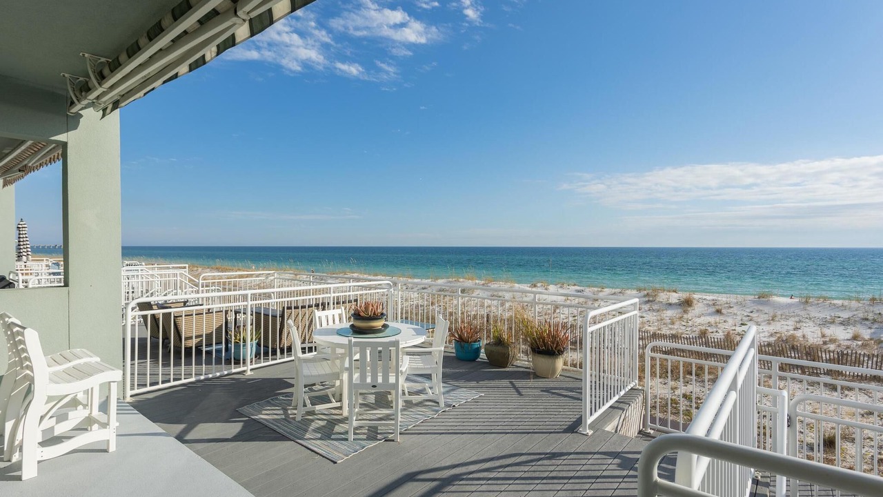Photo of Patio Balcony in White Sands Cottages