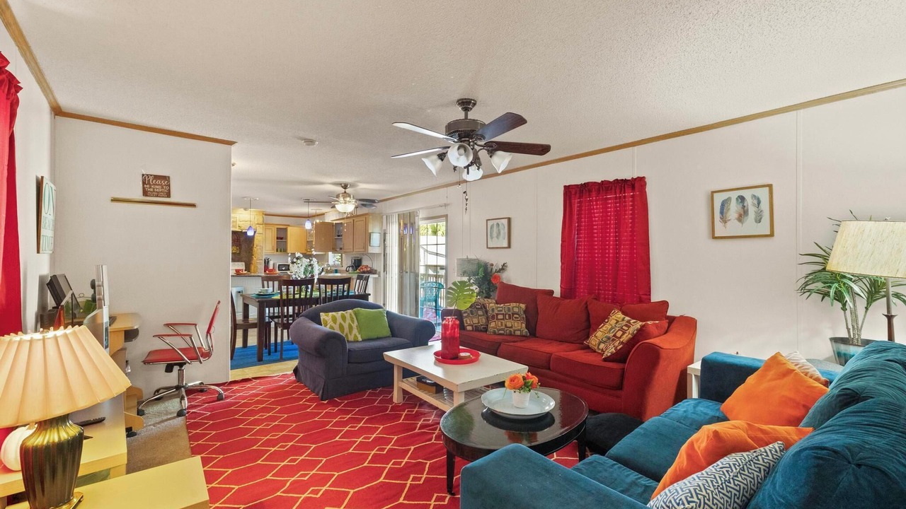 Photo of Livingroom in Pensacola