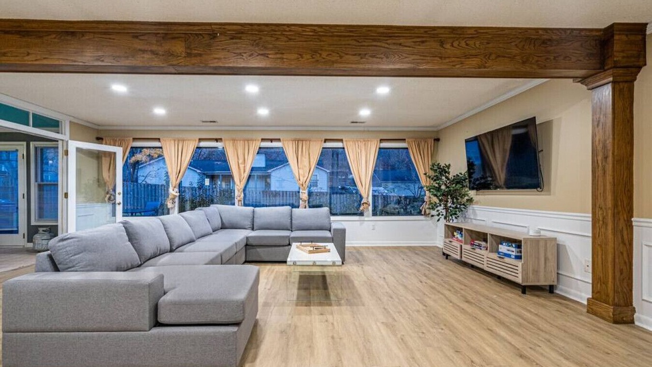 Photo of Livingroom in Huntsville