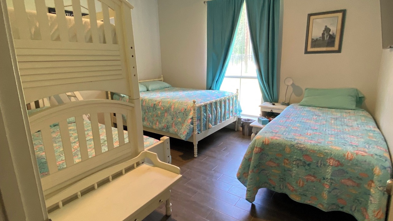 Photo of Bedroom in West Livingston