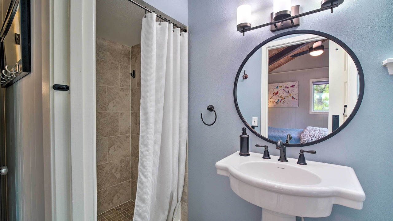 Photo of Bathroom in Cape Royale