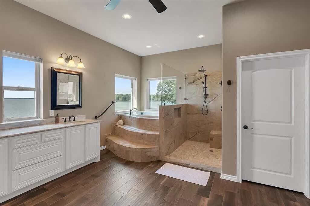 Photo of Bathroom in Kerens