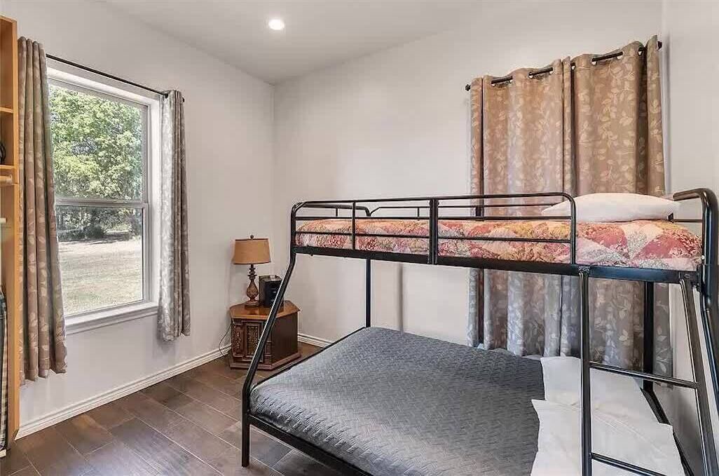 Photo of Bedroom in Kerens