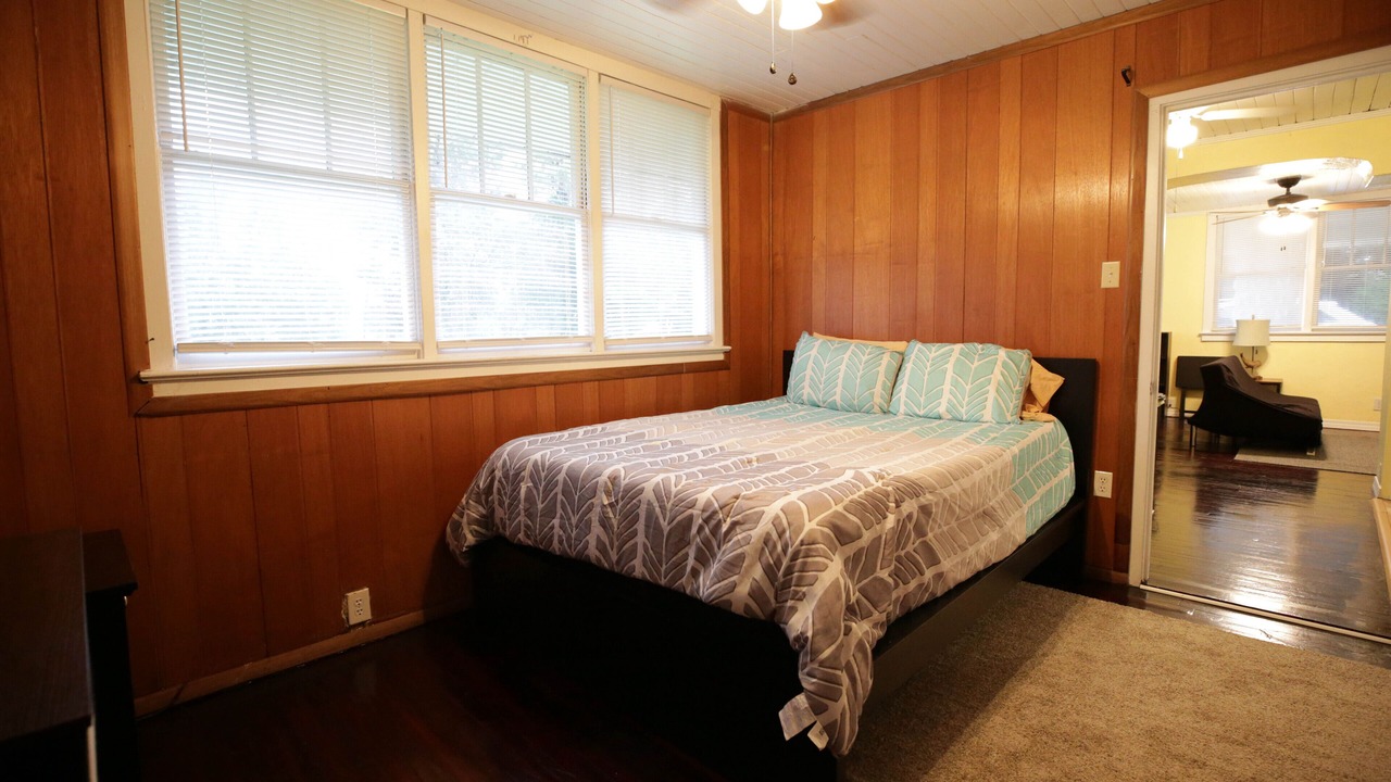 Photo of Bedroom in East Pensacola Heights