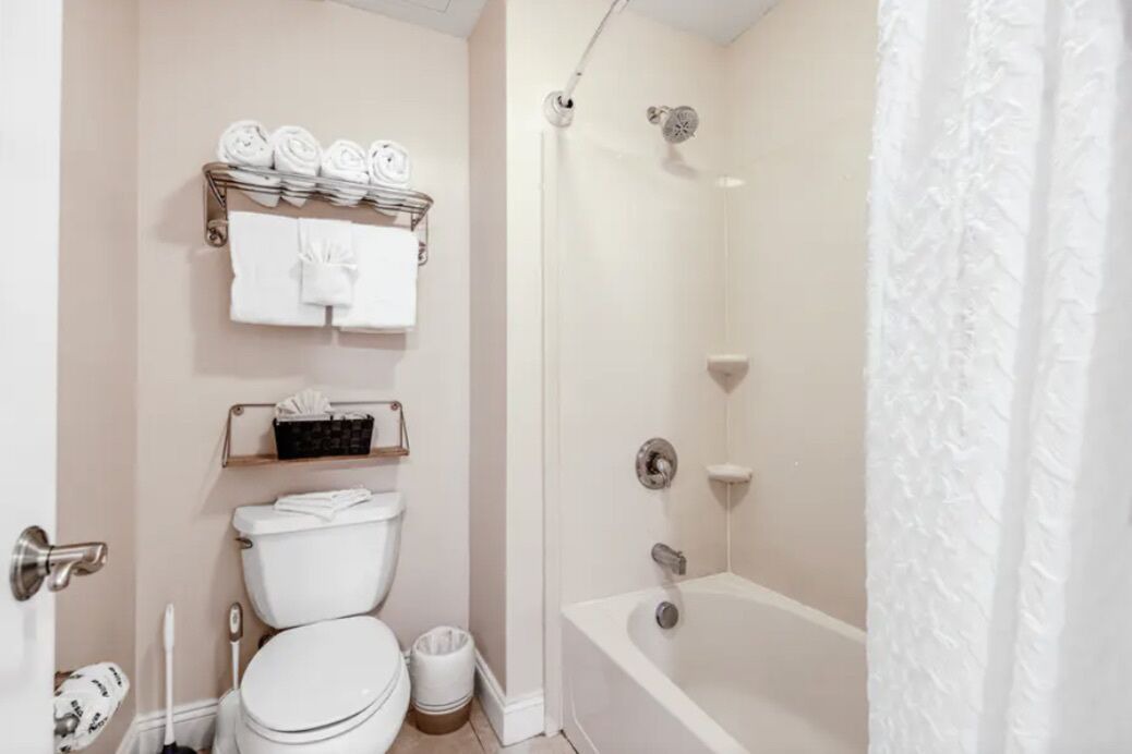 Photo of Bathroom in Sunnyside