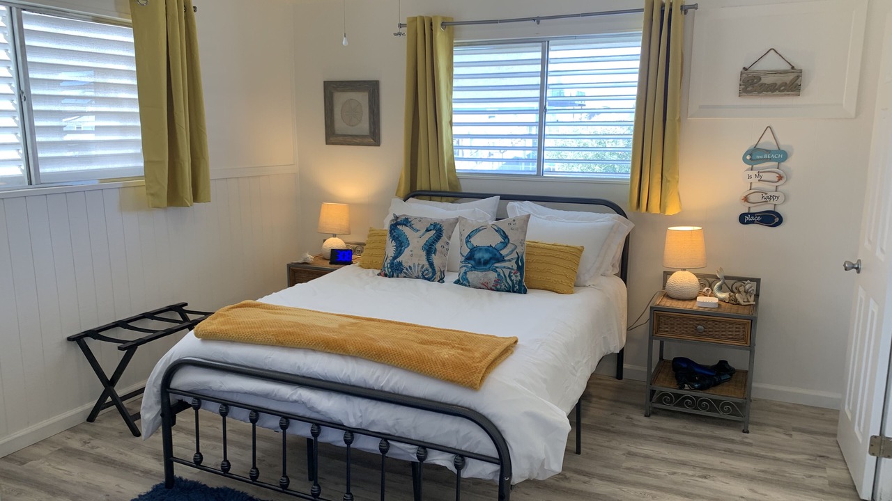 Photo of Bedroom in Jamaica Beach