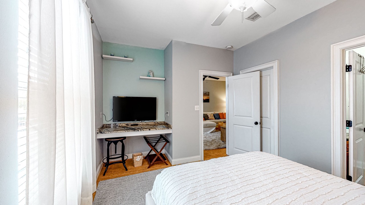 Photo of Bedroom in Dune Allen Beach