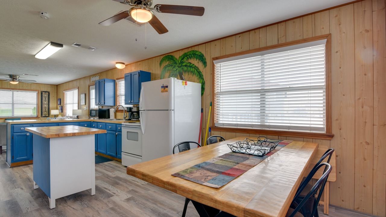 Photo of Kitchen in Crystal Beach