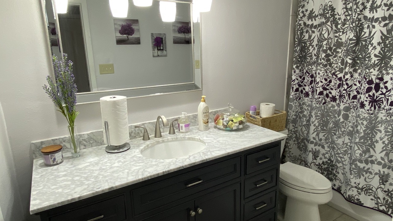 Photo of Bathroom in Broadmoor