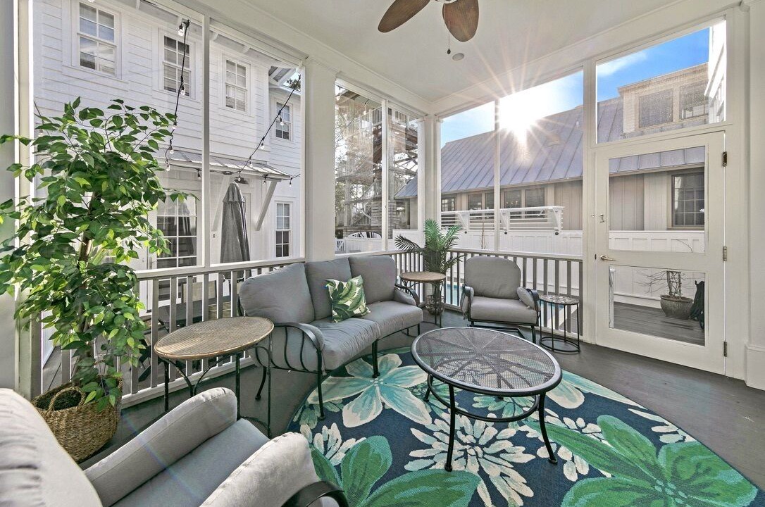 Photo of Outdoor in Sunnyside