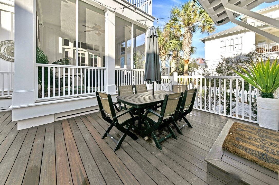 Photo of Outdoor in Sunnyside