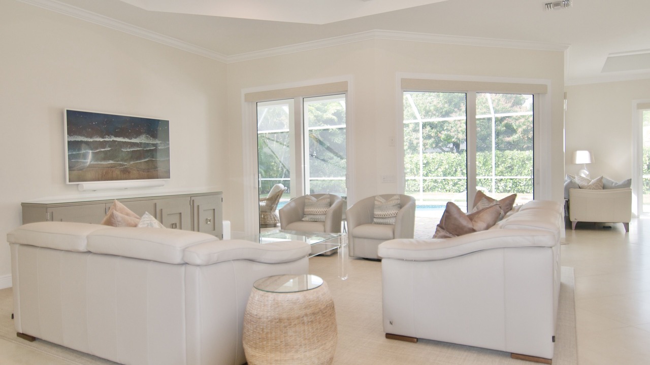 Photo of Livingroom in Park Shore