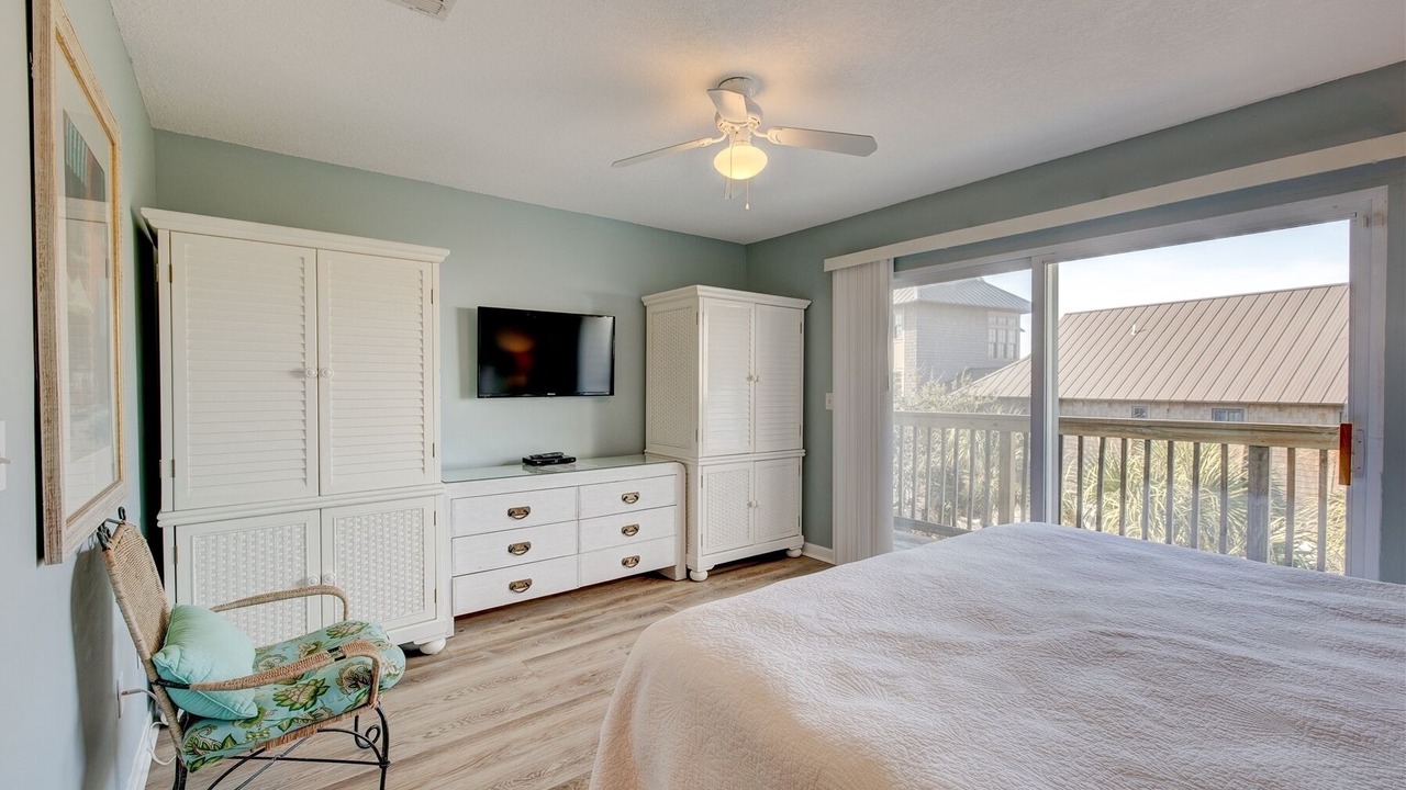 Photo of Bedroom in Seacrest