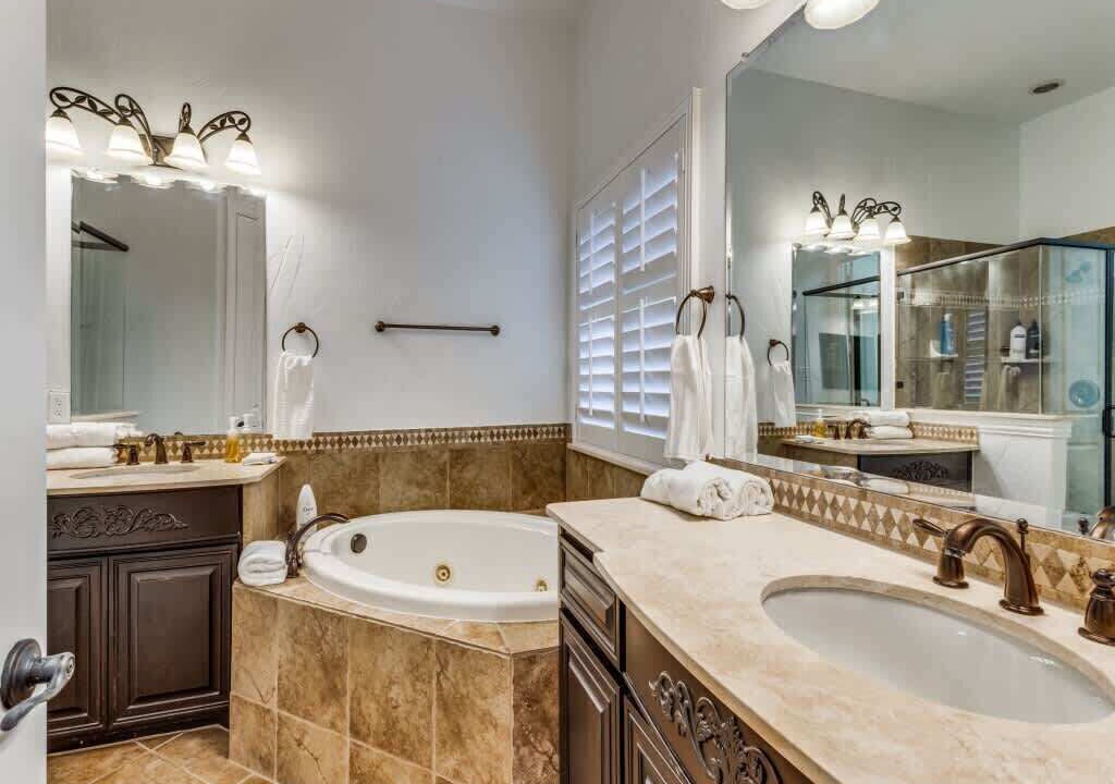 Photo of Bathroom in Legacy Park