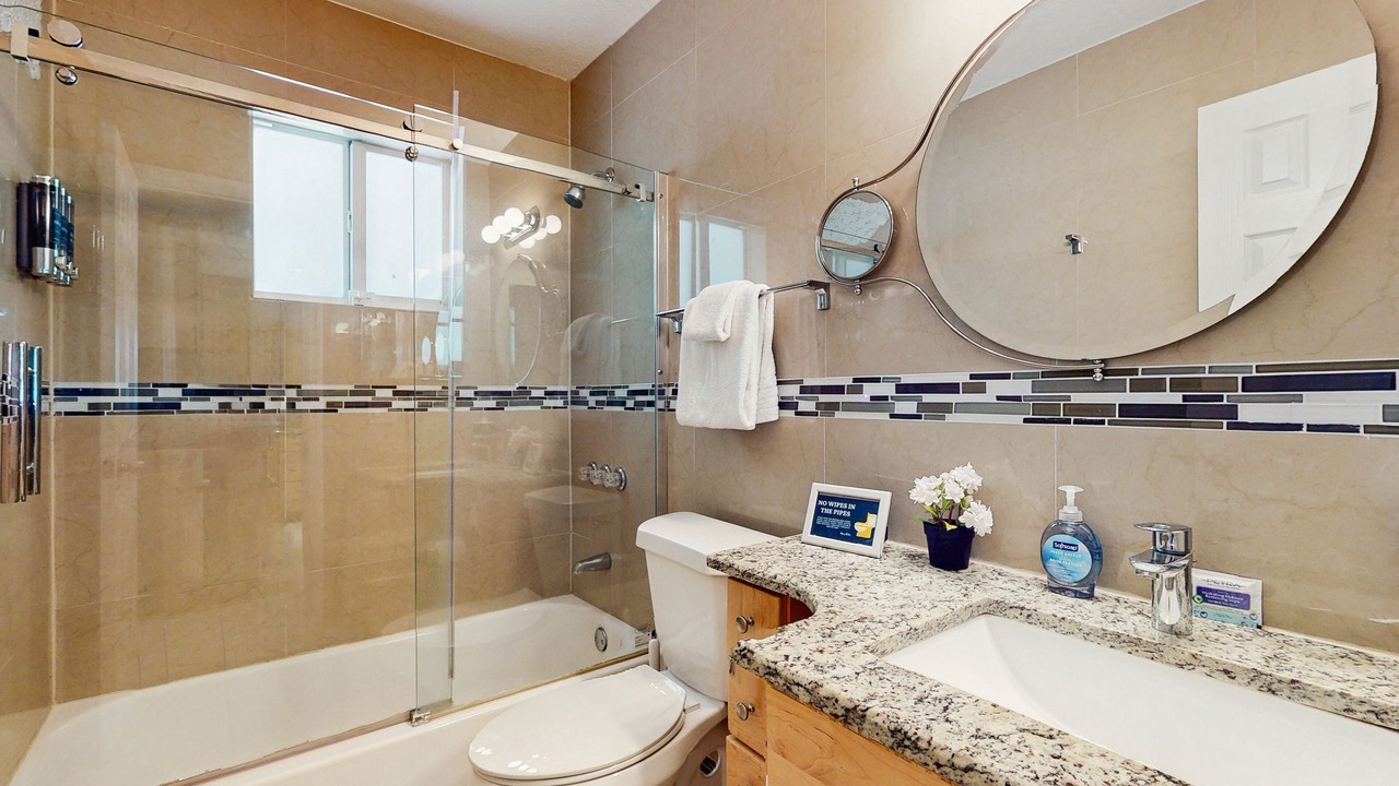 Photo of Bathroom in Juno Beach