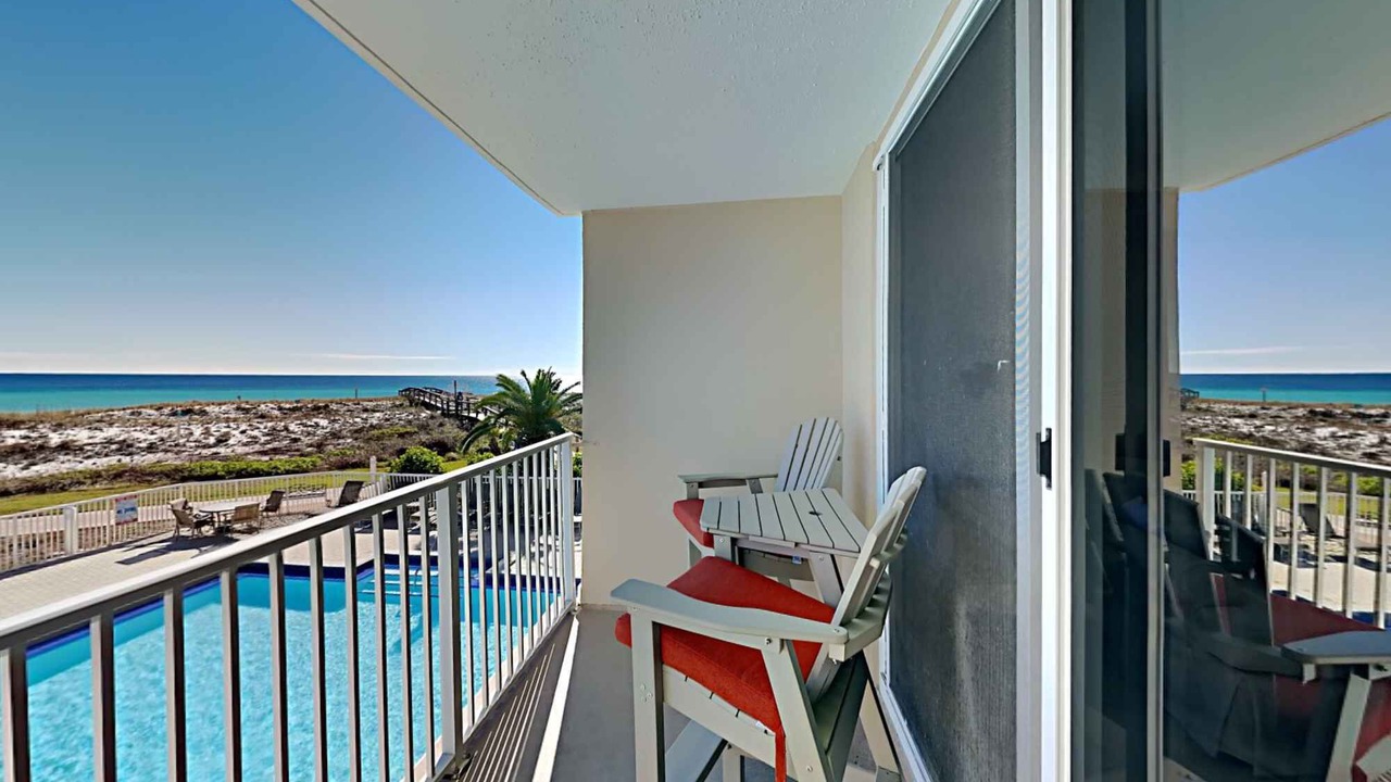 Photo of Patio Balcony in Holiday Isle