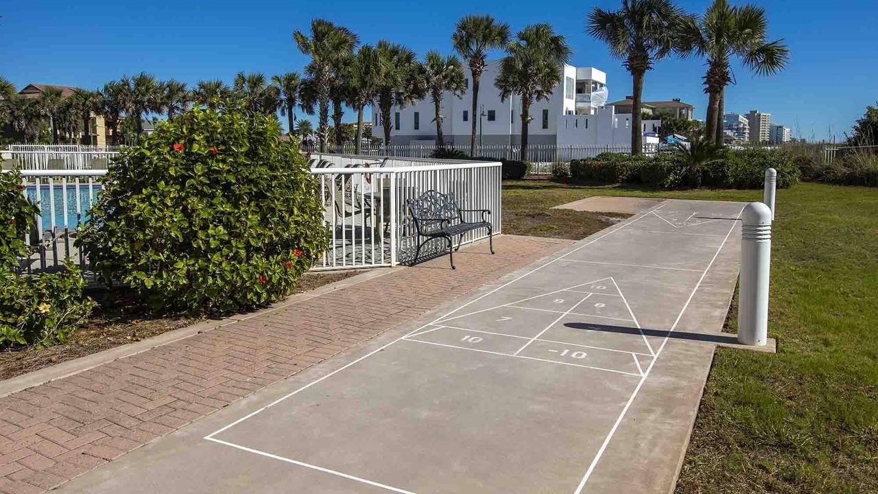 Photo of Others in Holiday Isle