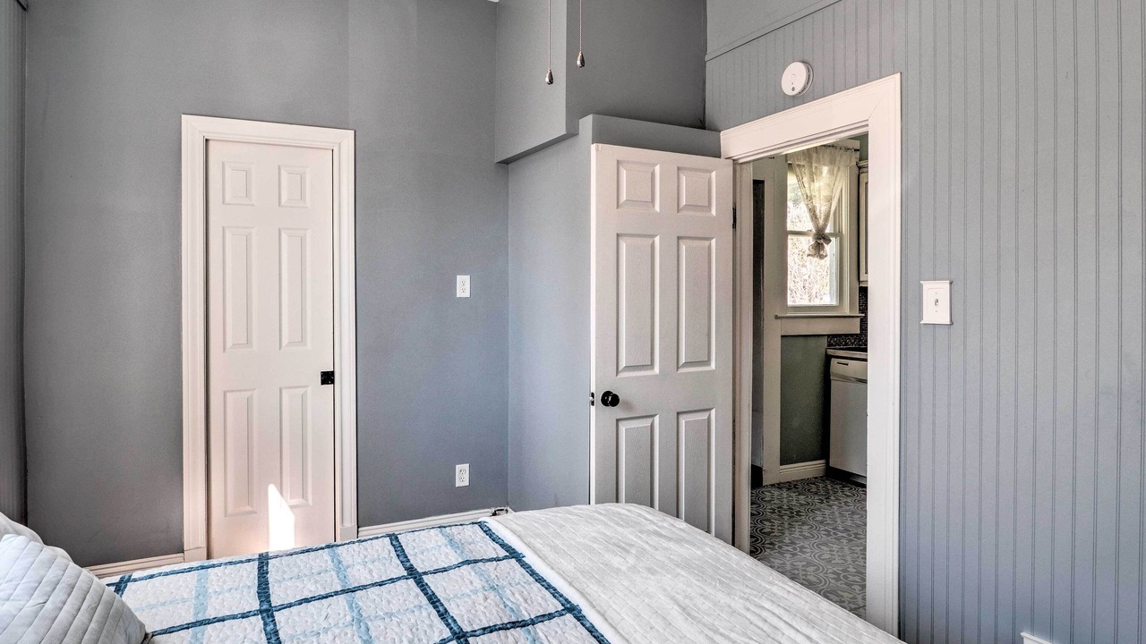 Photo of Bedroom in Lake Charles