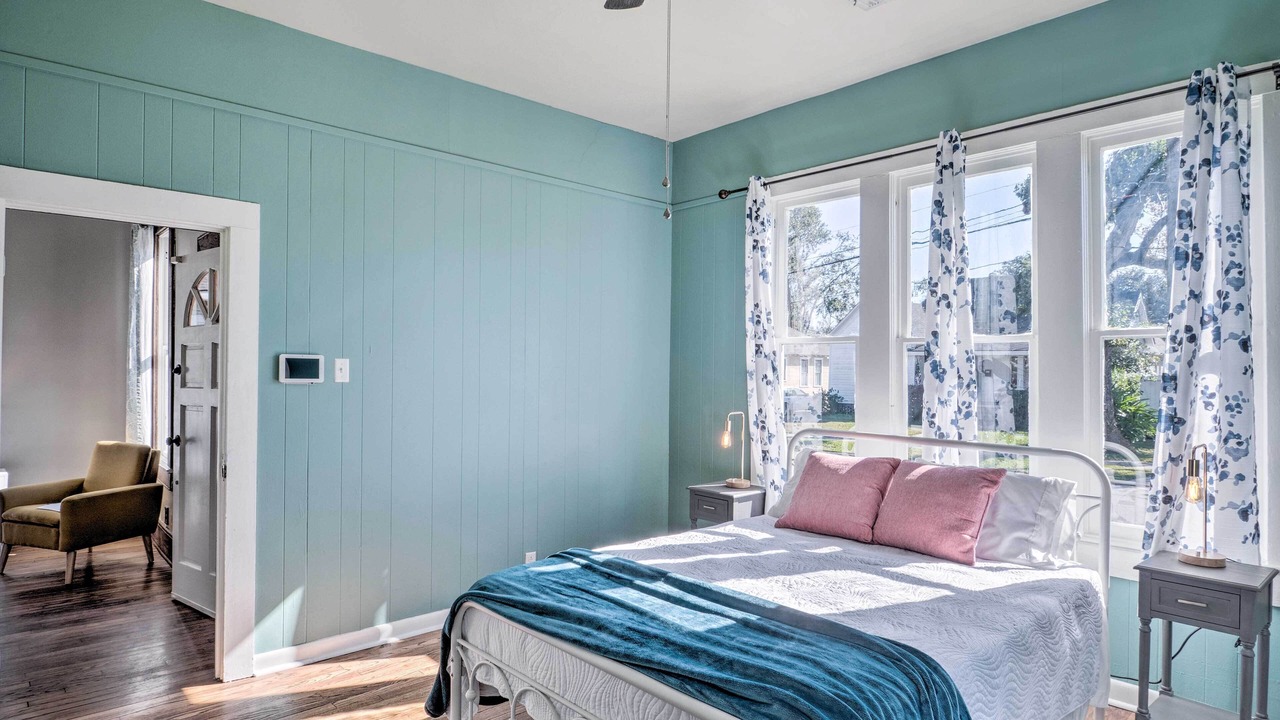 Photo of Bedroom in Lake Charles