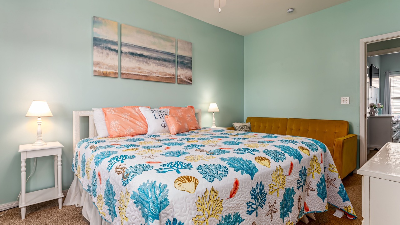Photo of Bedroom in Silver Cay