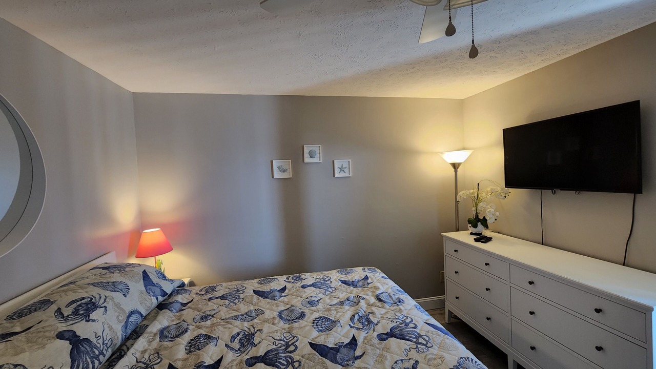 Photo of Bedroom in Gulf Lagoon Beach