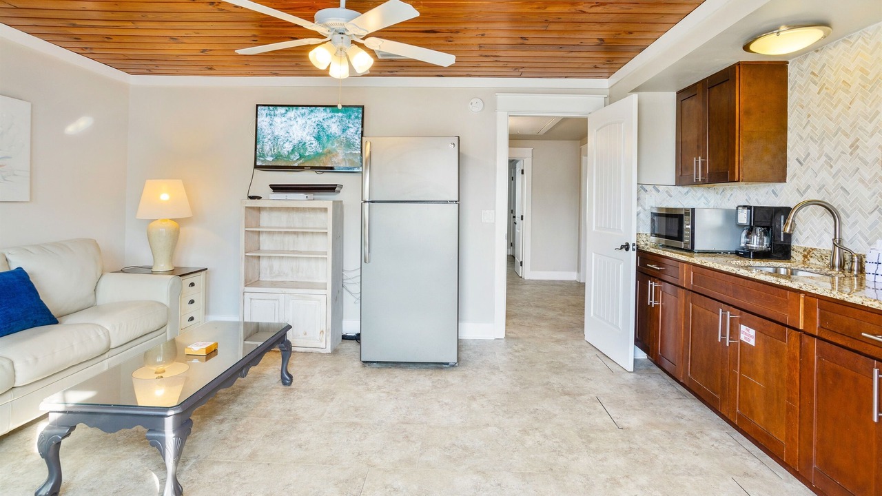 Photo of Kitchen in Bahama Beach