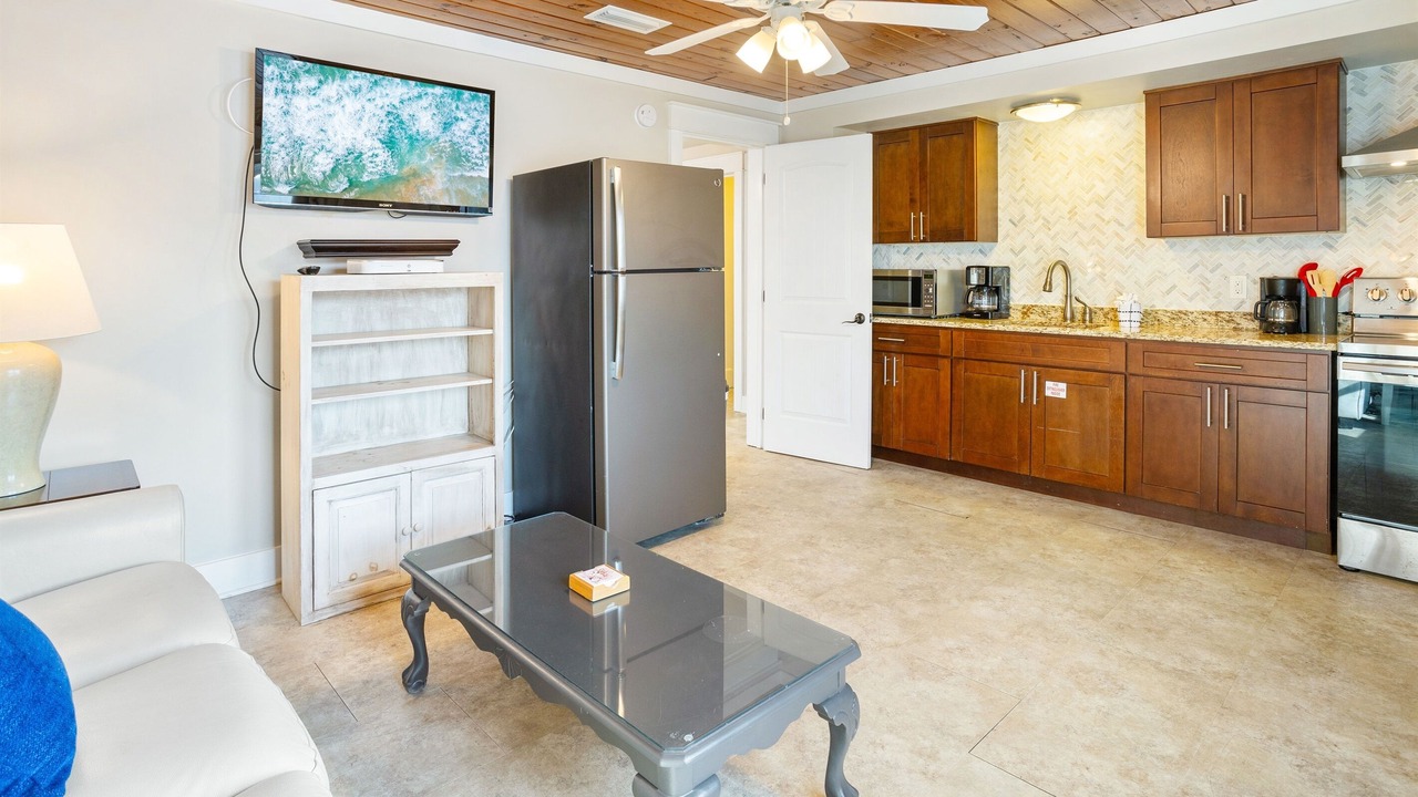 Photo of Kitchen in Bahama Beach