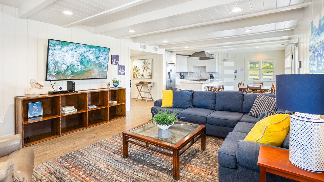 Photo of Livingroom in Bahama Beach