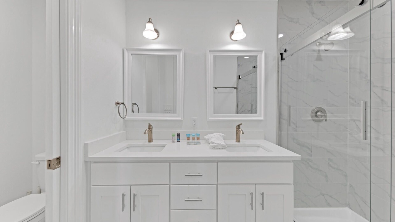 Photo of Bathroom in Gulf Place