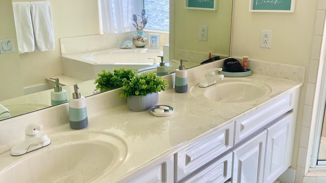 Photo of Bathroom in Ono Island