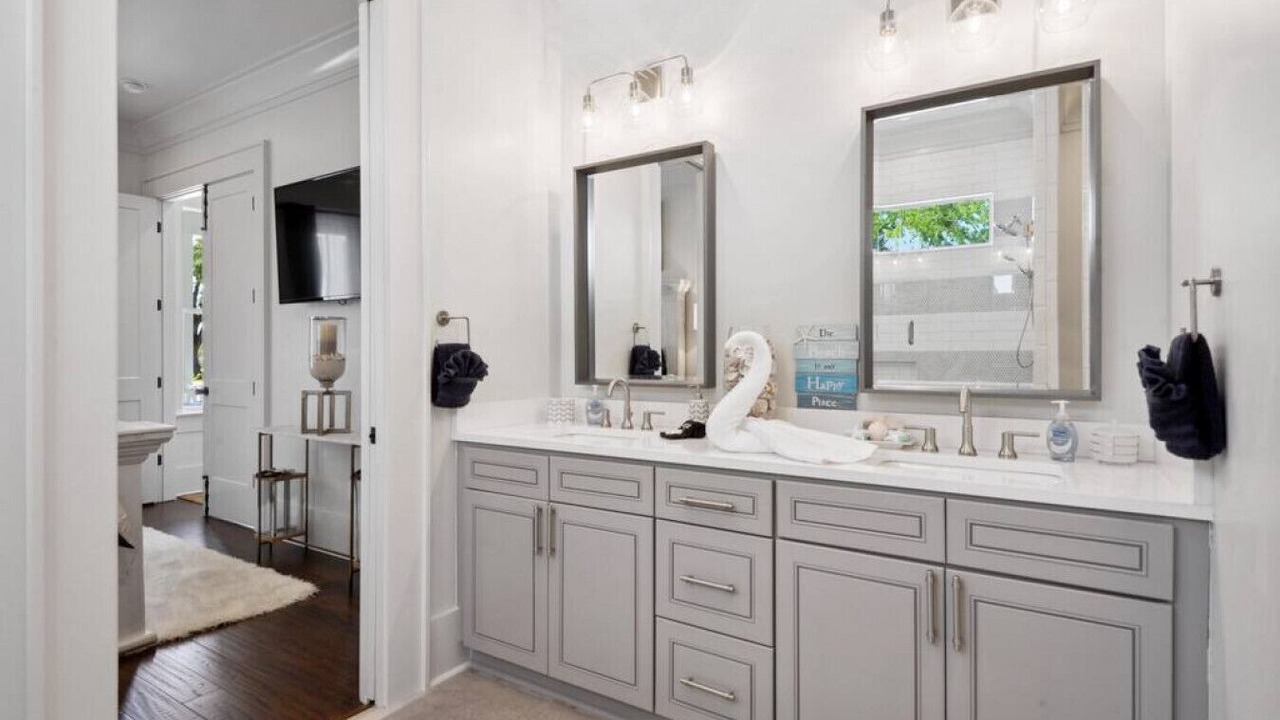 Photo of Bathroom in Old Town
