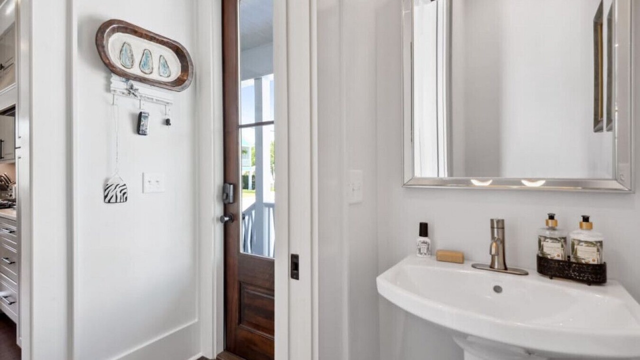 Photo of Bathroom in Old Town