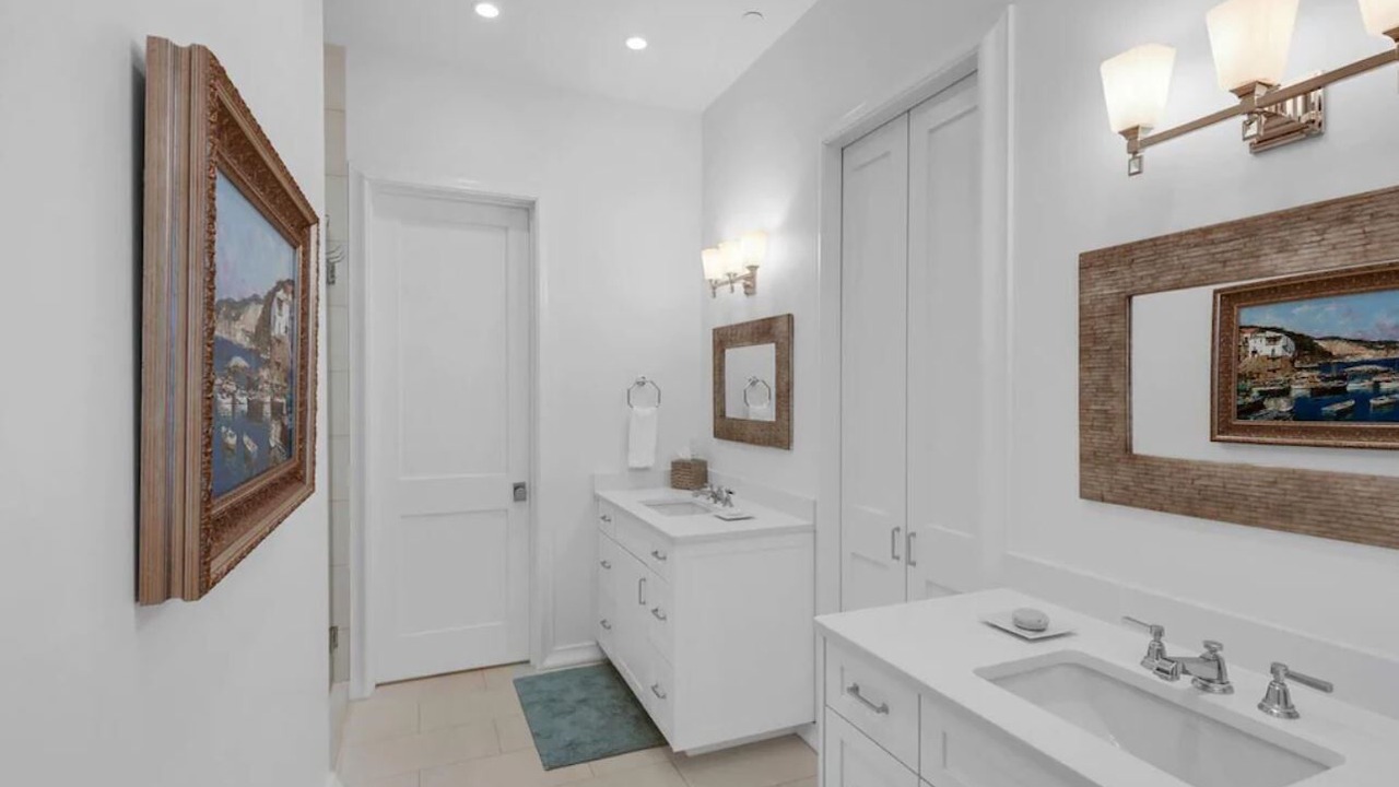 Photo of Bathroom in Inlet Beach
