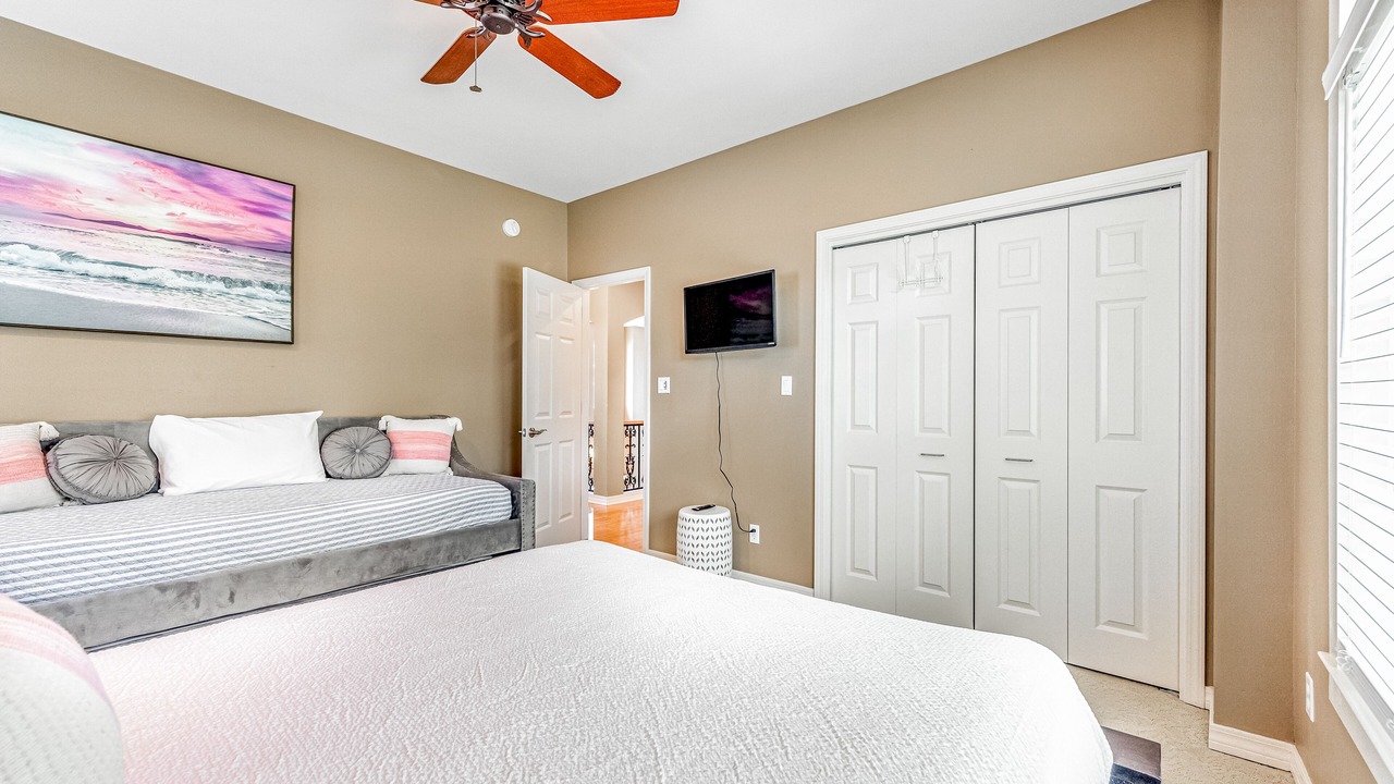 Photo of Bedroom in Gulf Breeze