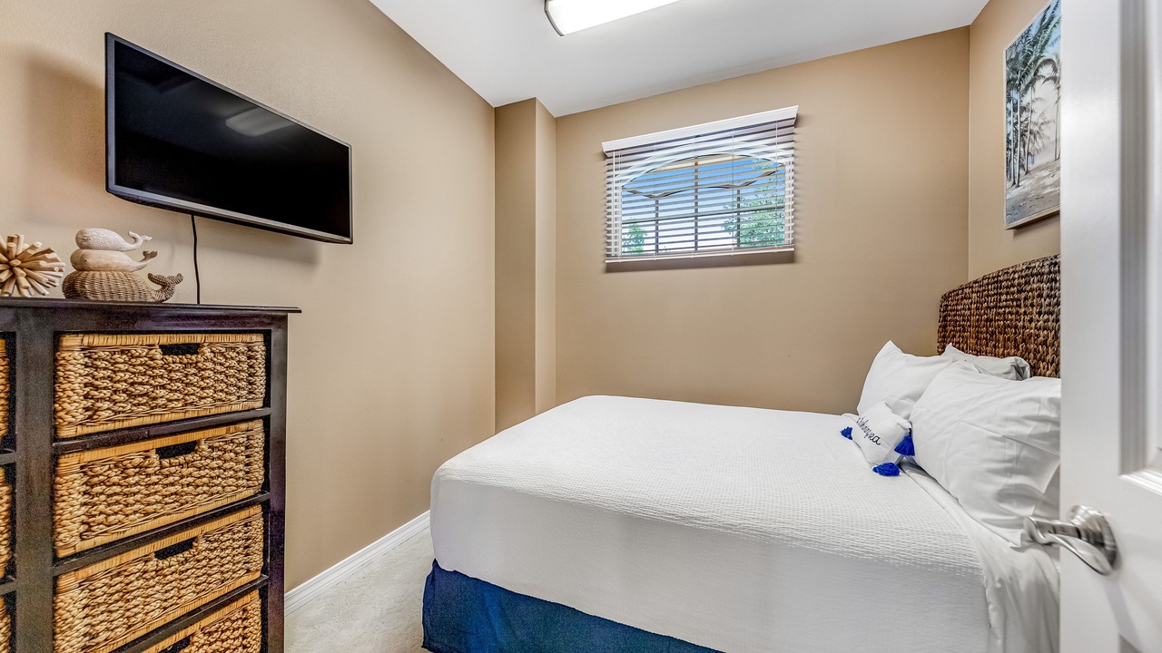Photo of Bedroom in Gulf Breeze