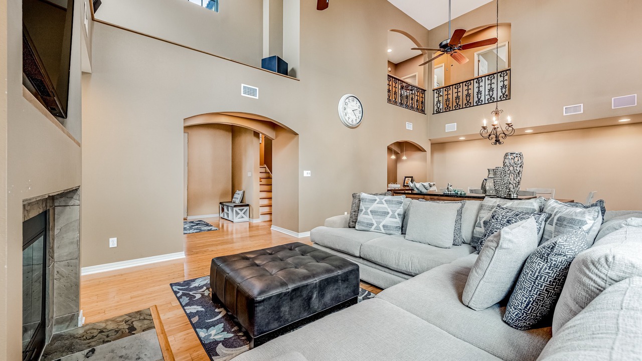 Photo of Livingroom in Gulf Breeze