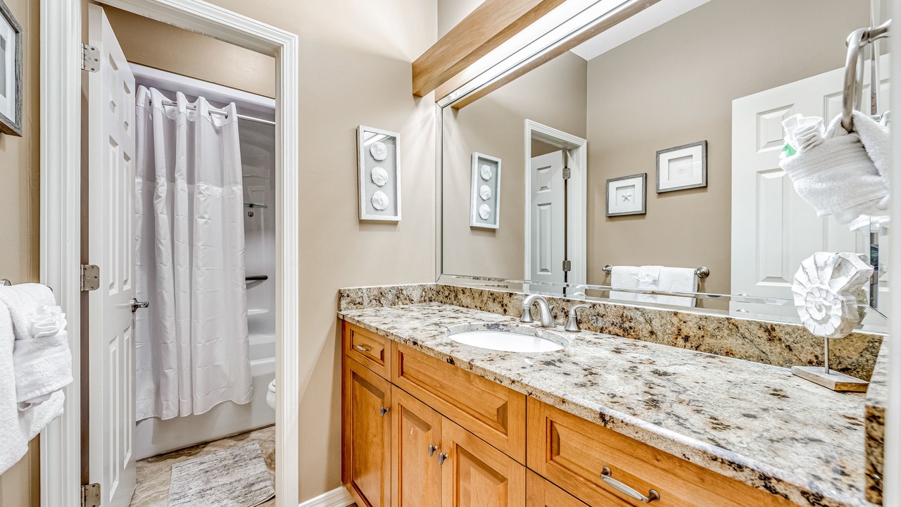 Photo of Bathroom in Gulf Breeze