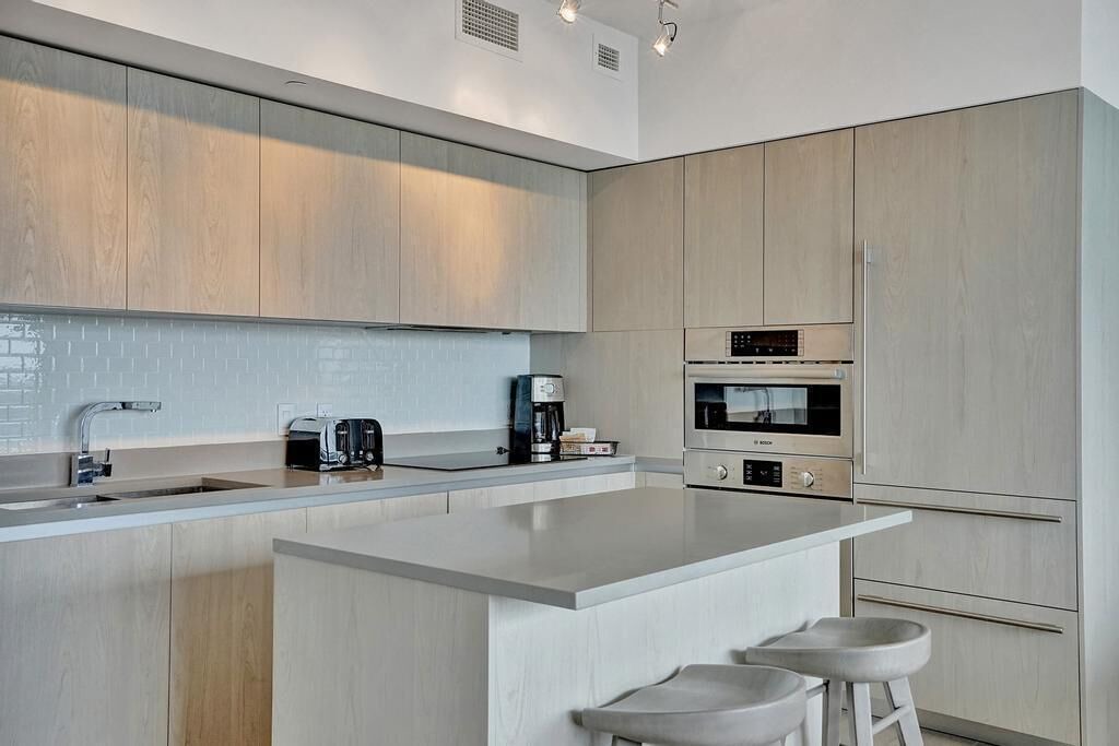 Photo of Kitchen in Hollywood South Central Beach