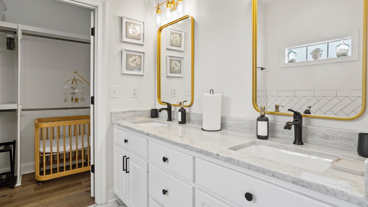 Photo of Bathroom in Pearl