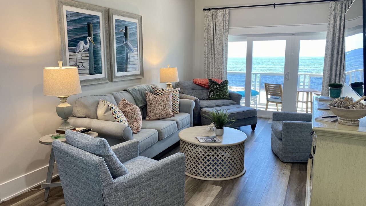 Photo of Livingroom in Mexico Beach