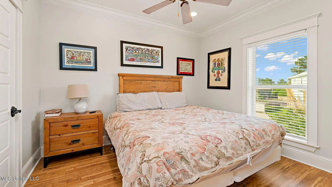 Photo of Bedroom in Shoreline Park