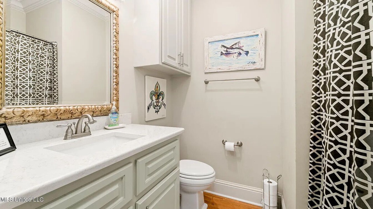 Photo of Bathroom in Shoreline Park