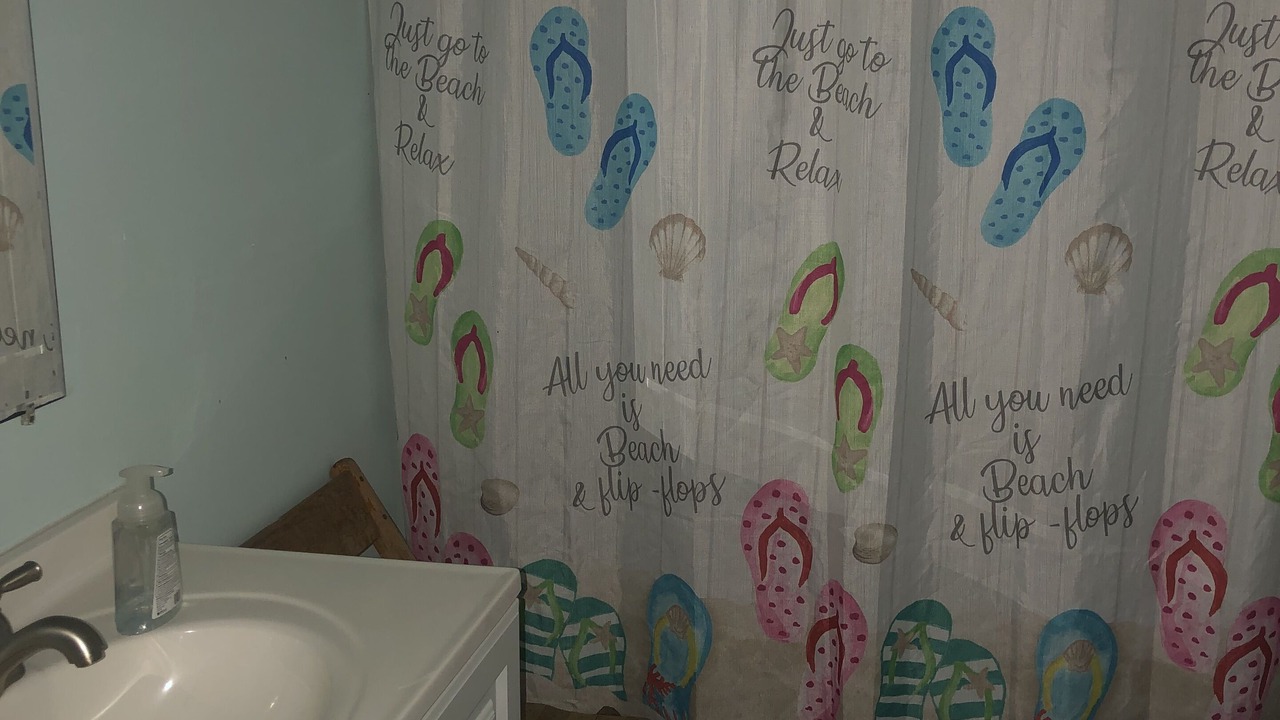 Photo of Bathroom in Eastpoint