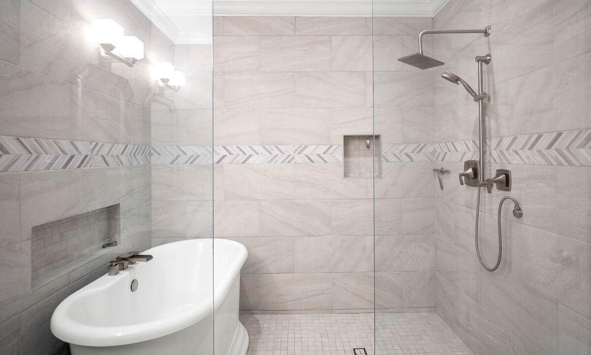 Photo of Bathroom in Gulf Place