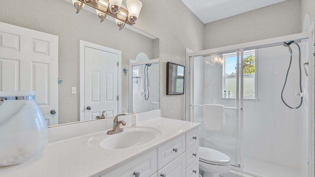 Photo of Bathroom in Gulf Place