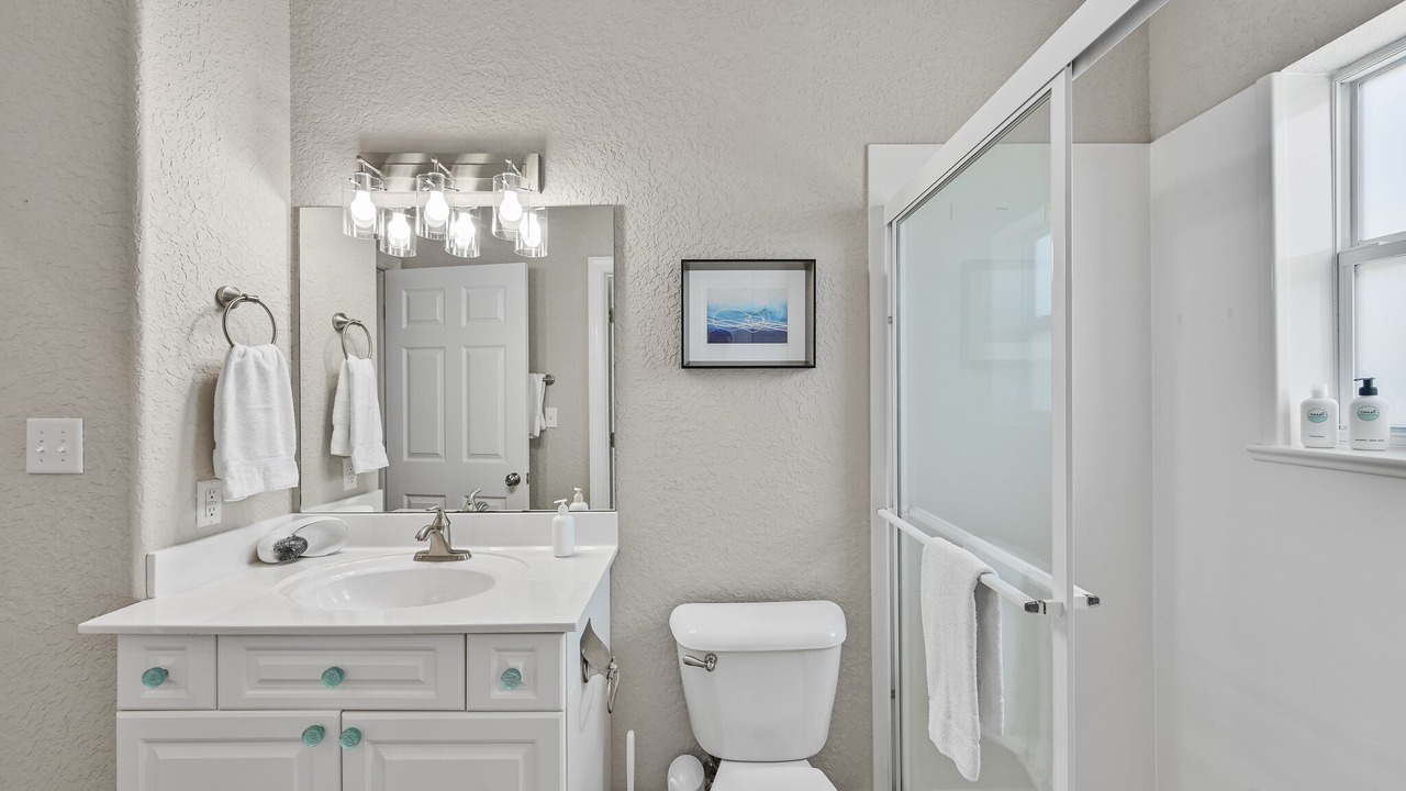 Photo of Bathroom in Gulf Place